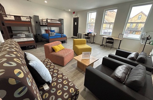Pulaski Park Hotel | Stay 424 Hostel