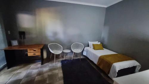 Newton Park Apartment | Stay a While Self catering