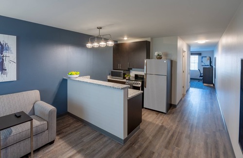 Mount Vernon Hotel | Stay APT Suites Alexandria-Fort Belvoir