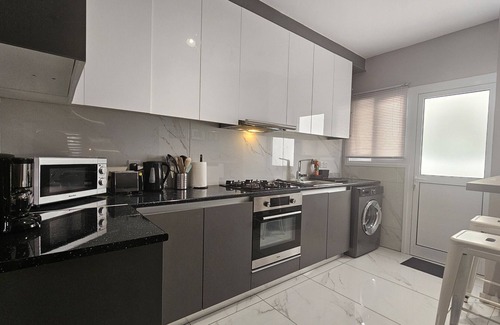 Lykabittos Apartment | STAY Art&Style Apartment