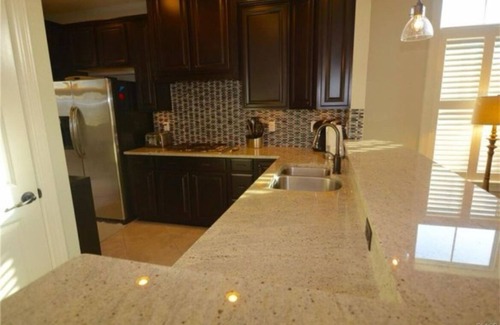 The Commons House | Stay At Award Winning Golf Resort Community just minutes from the beach
