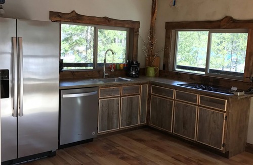 Coram Apartment | Stay at Our Lookout Tower: Studio Apartment, Waterfront Pond, near Glacier NP