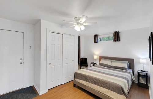 Phoenix Hill Apartment | Stay at Re-Nu: Unique Shipping Container Apartments in NuLu
