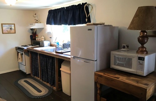 Libby Cabin | Stay at the Ol' Bock Place. Ability to work remotely.