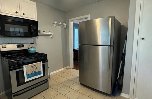 Deer Park House | Stay at Vida! Cozy home for summer getaway