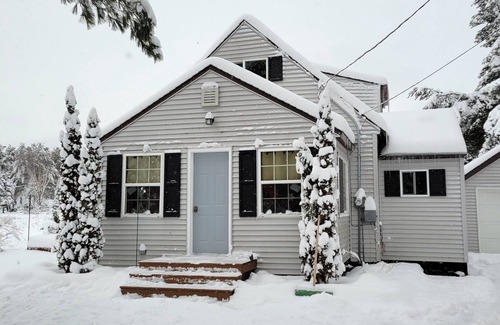 Merrill House | Stay Awhile House