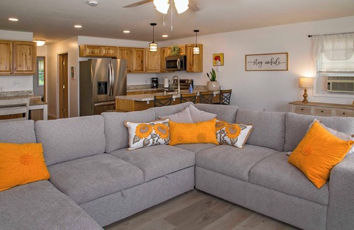 Bradford House | Stay Awhile — Your Cozy Lakeview Escape on Lamoka Lake