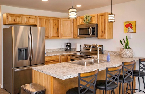 Bradford House | Stay Awhile — Your Cozy Lakeview Escape on Lamoka Lake