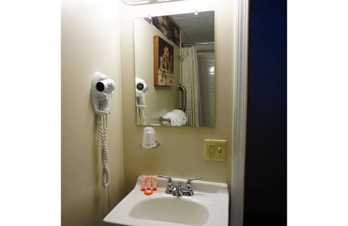 Williamstown Hotel | Stay Berkshires