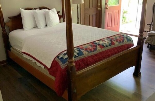 Williamstown Hotel | Stay Berkshires