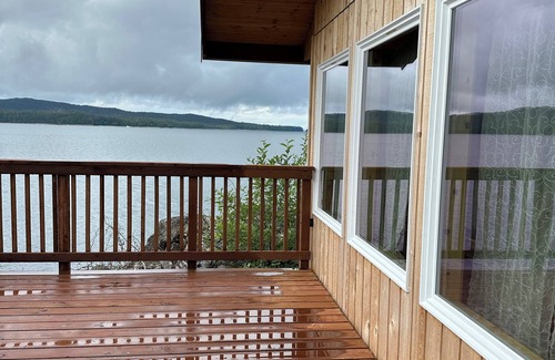 Ketchikan Gateway Borough House | Stay by the Ocean by totems marinas