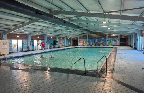 Dymchurch House | Stay By The Sea Beach Swimming Pool Arcade