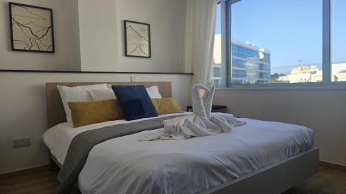 City Centre Apartment | STAY City Center Gem