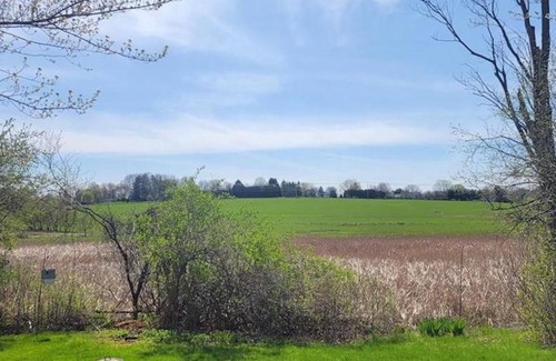 Fairport House | Stay comfortably with the whole family, in a quiet and safe neighborhood