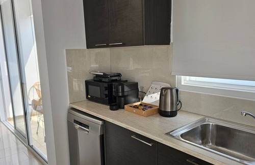 City Centre Apartment | STAY Cosmo City Suite 501