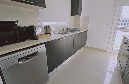 City Centre Apartment | STAY Cosmo City Suite 501
