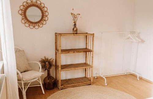 Eichen Apartment | STAY COSY l XXL Parkplatz & Netflix & Schlüsselbox
