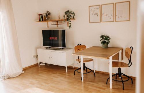 Eichen Apartment | STAY COSY l XXL Parkplatz & Netflix & Schlüsselbox