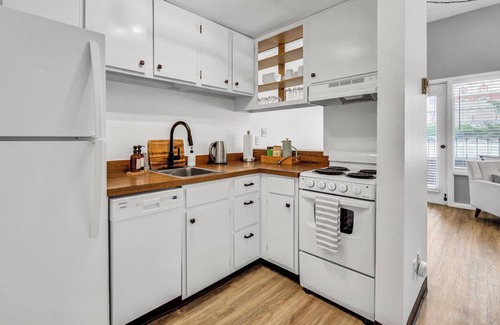Helena Apartment | Stay Cozy in Downtown Helena – Your Home Base Awaits