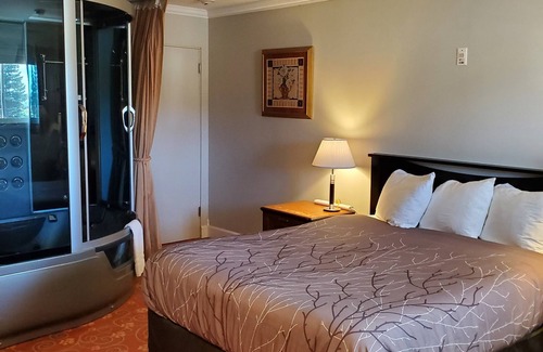 Division No. 16 Hotel | Stay Easy Inn