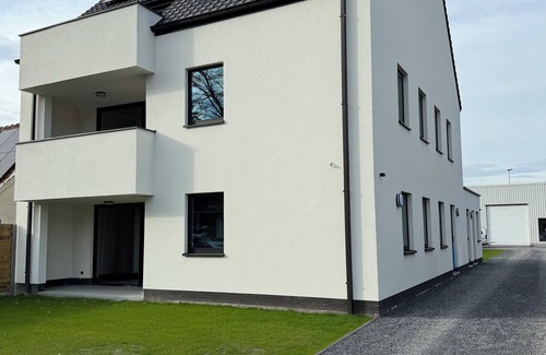 Maldegem Apartment | Stay Every Day (App 0). New building with 3 apartments. Between Bruges and Ghent.
