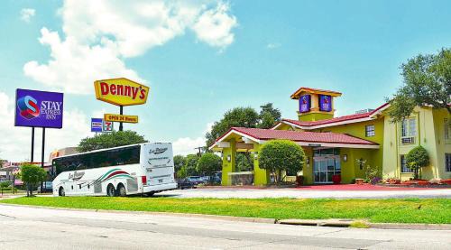 Buckner Terrace - Everglade Park Hotel | Stay Express Inn Dallas - Fair Park / Downtown
