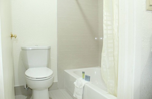 Buckner Terrace - Everglade Park Hotel | Stay Express Inn Dallas - Fair Park/Downtown