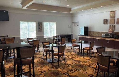 Tillmans Corner Hotel | Stay Express Inn & Suites - Mobile AL