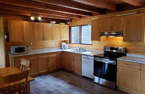 Blaeberry House | Stay Golden - Harnett House