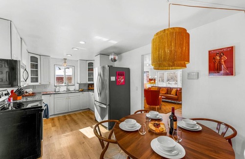 Arvada Plaza Area House | Stay Groovy | Turf Yard | Hot tub