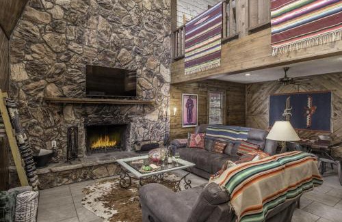 Ruidoso House | Stay Happy