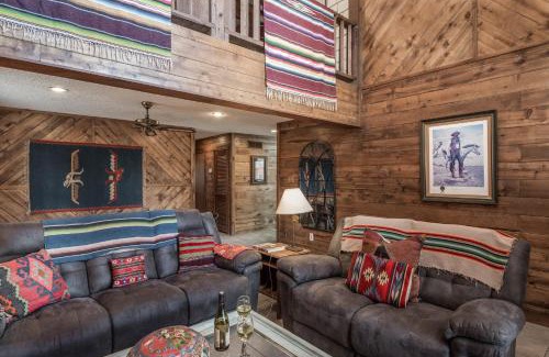 Ruidoso House | Stay Happy