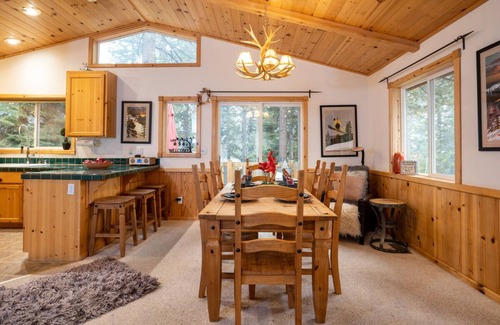 Kings Beach House | Stay here this Winter! Charming Cabin Near Kings Beach; Steps from Hiking Trails