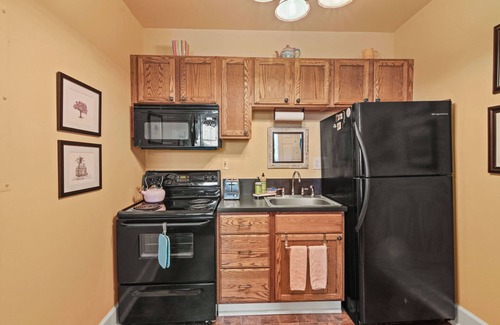 Batesville Apartment | Stay in Crozet Train Suite in Downtown Crozet