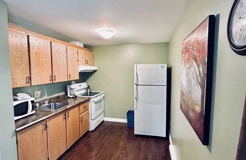 Rocky Harbour Hotel | Stay in Gros Morne