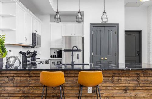 Johnson City Apartment | Stay in heart of Johnson City * Urban Loft *