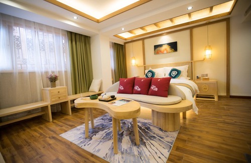 Qiandongnan Hotel | Stay in joy Boutique Inn