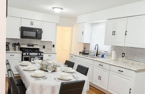 Grandville House | "Stay in Style Downtown Grandville - Discounts for Nurses!"