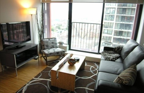Gastown Condo | Stay in the iconic Vancouver Residential Tower