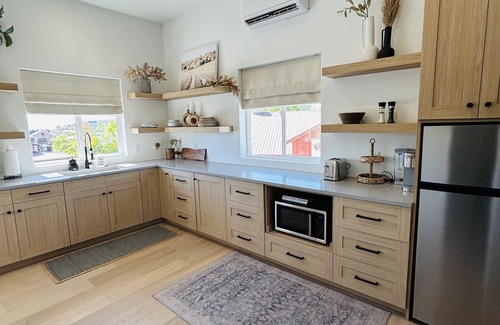 Washington Apartment | Stay in the top 2 floors of the brand new Silo Inn, near Zion!