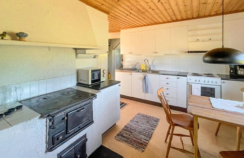 Kristdala House | Stay in this inviting cottage in beautiful natural surroundings