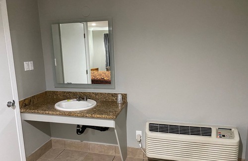 Harbor Hotel | Stay Inn Motel
