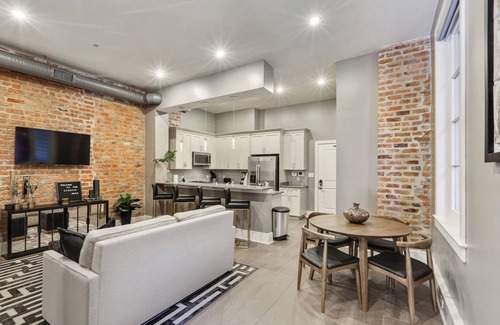 Central Business District Condo | 🎶 STAY LUXE in This 2 STORY DOWNTOWN GEM with Personal Balcony Waiting for you! 🎶 | The Zydeco