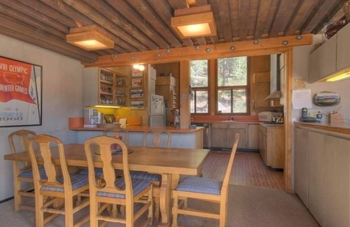 Olympic Valley Cabin | Stay minutes from Palisades Village and a Beautiful bike ride away to Lake Tahoe