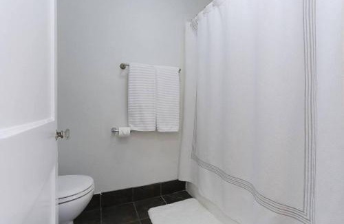 Tobin Hill House | Stay Near Downtown, Riverwalk, & Pearl in 1 BR/1BA