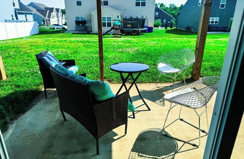 Harrisburg Apartment | Stay Near Hershey – Family-Friendly Suite for 6 with WiFi, AC and Private Entry
