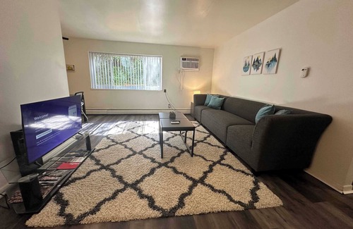 Allen Apartment | Stay Near U of M! Cozy Ann Arbor Apartment