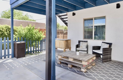 Peter Howell Apartment | Stay near UAZ in Tucson's cozy 1-bedroom