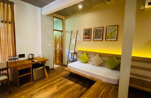 Nochchiyagama Hotel | Stay Near Wilpattu National Park Main Entrance –Wilpattu Chena Hut Village Hotel