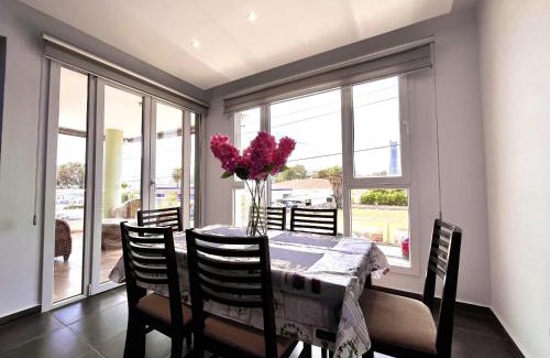 Agios Athanasios Apartment | STAY NEO Coast Apartment